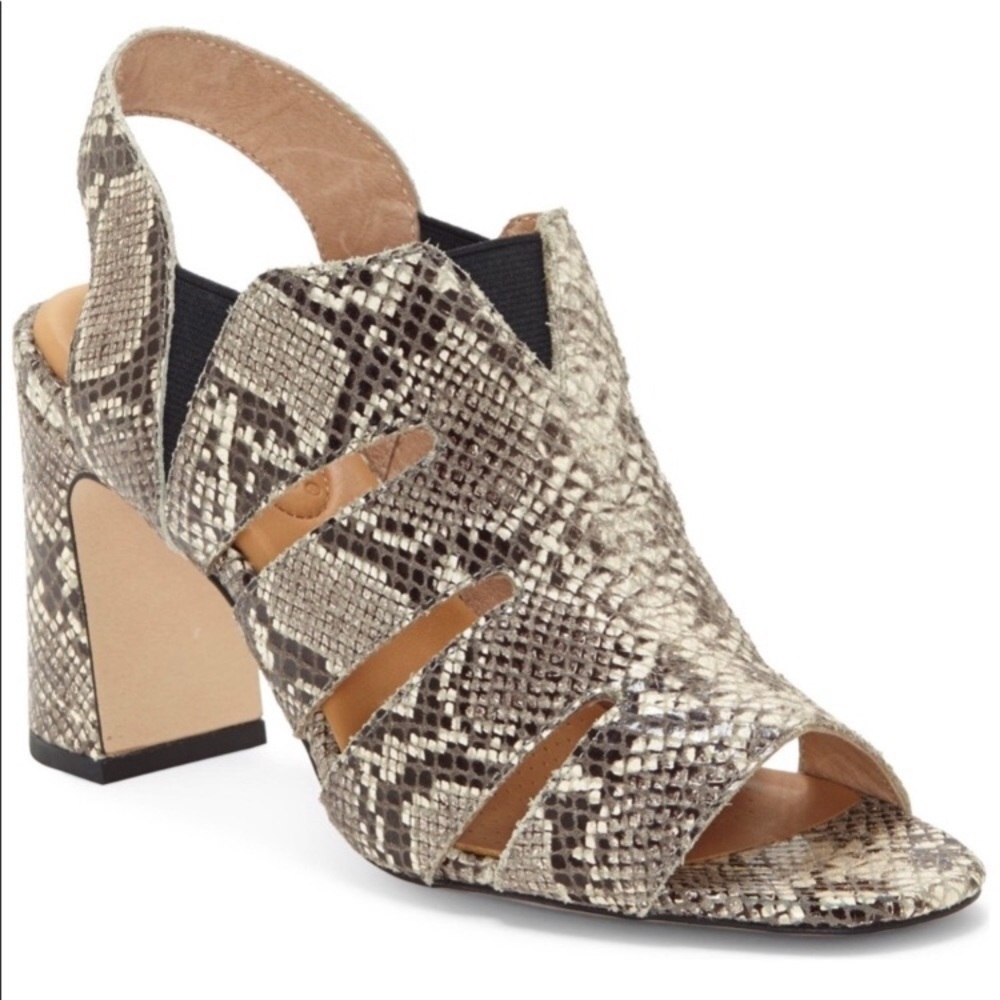 NEW Corso Como Madelina Peep Toe Sandals Heels 7.5